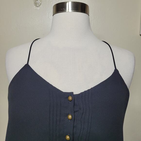 Express Women's Black Button Up Racerback Key Hole Tank Pleated Top Size XS - Picture 4 of 7